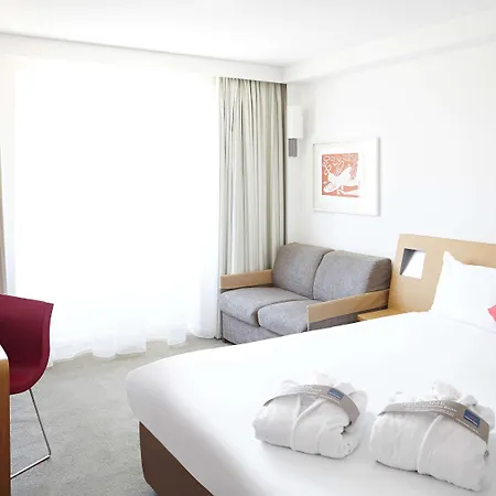 Novotel Purpan Aeroport מלון