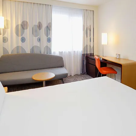 מלון Novotel Purpan Aeroport 4*
